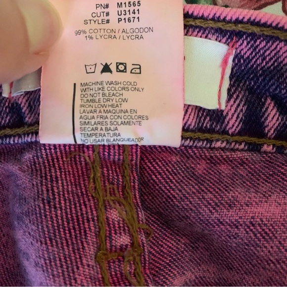 Vibrant MIU Pink Acid Wash High Rise Mom Boyfriend Jeans Size 9 Y2K 80s - Picture 8 of 13